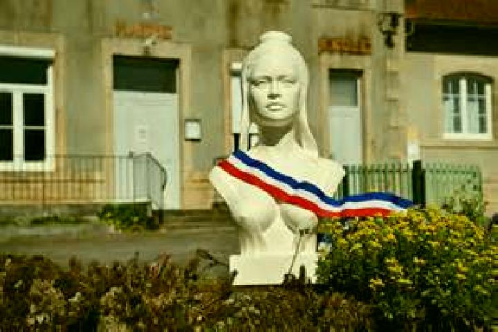 Harper, 23 — Escort in Le Barp, France
