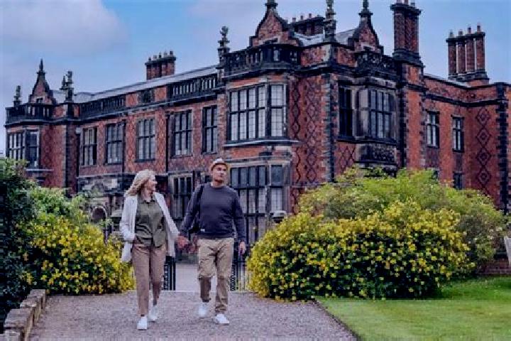 Harper, 23 — Escort in Poynton, United Kingdom