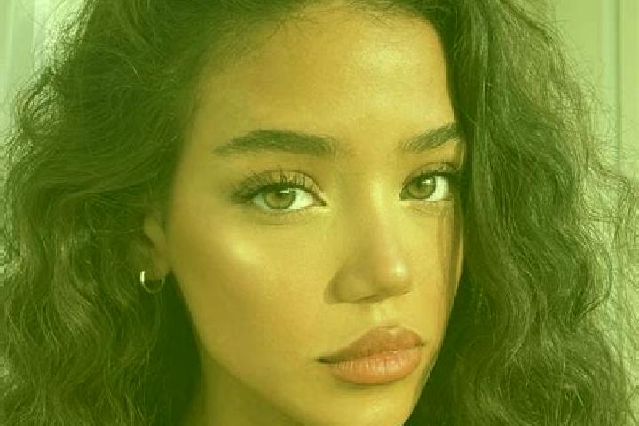 Harper, 24, a black brown-eyed mixed companion based in Chaiwan. Offering Striptease, Travel Companion, Tantra. Available for incall and outcall, day and eve...