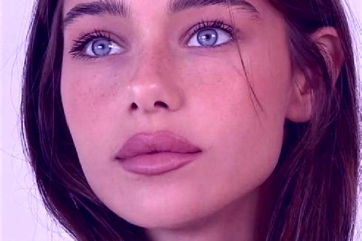 Harper, 24, a brunette blue-eyed middle eastern companion based in Pittsboro. Offering GFE, Overnight, Striptease. Available for incall and outcall, overnigh...
