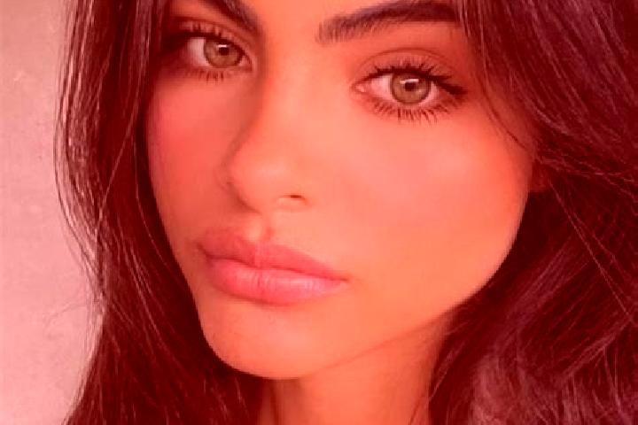 Harper, 24, a brunette green-eyed latina companion based in Caravonica. Offering GFE, 69, Deep French Kissing, A-Level. Available for incall and outcall, day...