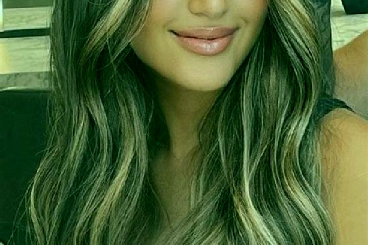 Harper, 24, a dark blonde brown-eyed mediterranean companion based in Roreto. Offering Erotic Massage, Overnight, Travel Companion, BDSM, GFE. Available for ...