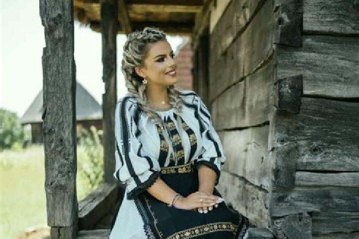 Harper, 24 — Escort in Lapugiu de Jos, Romania