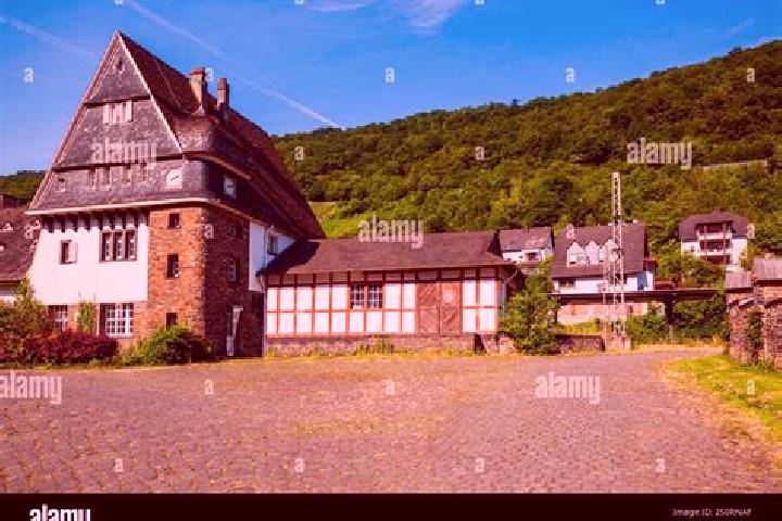 Harper, 24 — Escort in Moselkern, Germany