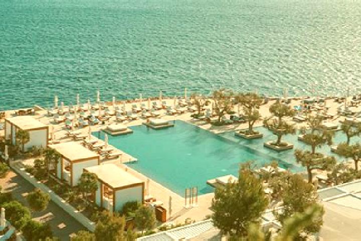 Harper, 24 — Escort in Vouliagmeni, Greece