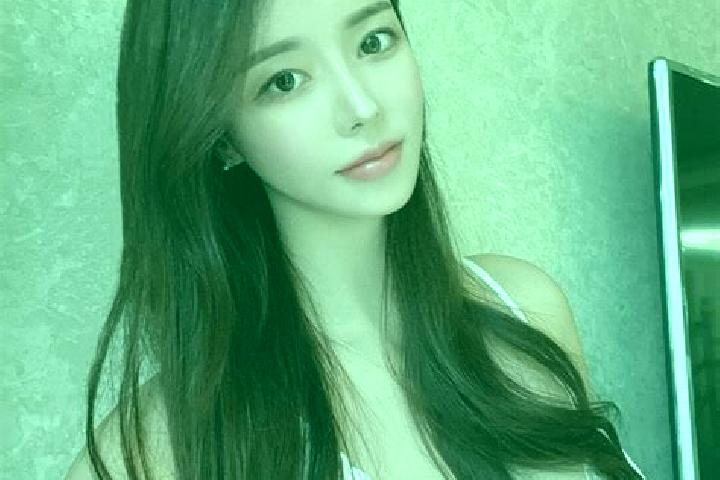Harper, 24 — Escort in Yengitam, China
