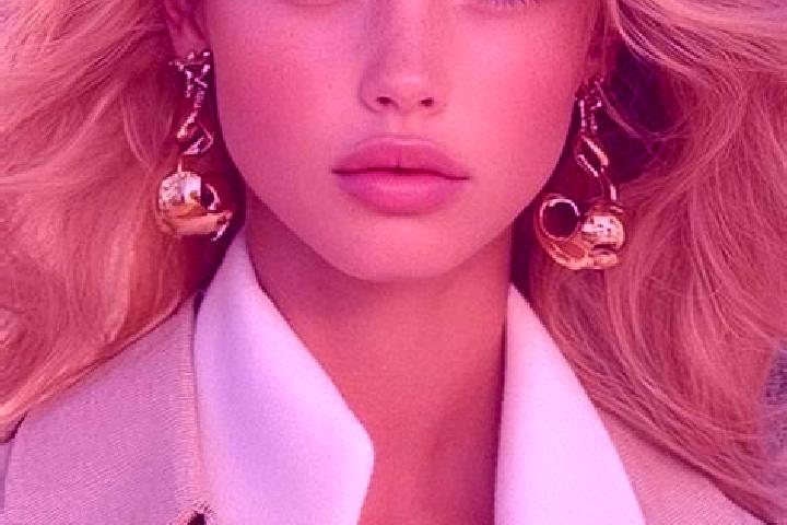 Harper, 25, a auburn amber-eyed caribbean companion based in Putu cu Salcie. Offering Roleplay, CIM, Domination. Available for incall and outcall, day and ev...