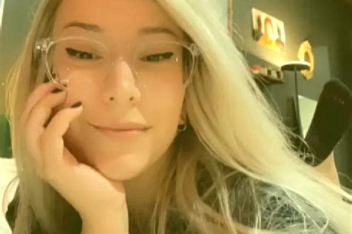 Harper, 25, a blonde dark-eyed ebony companion based in Henglishan. Offering CIM, GFE, Party Girl, Dinner Date. Available for incall and outcall, day and eve...