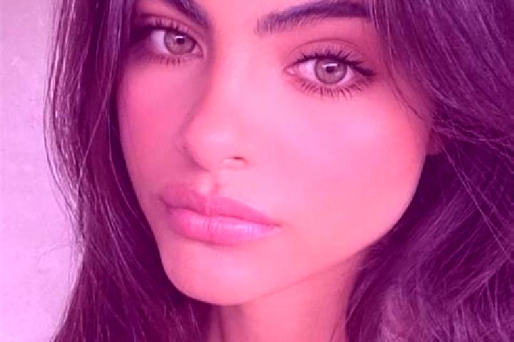 Harper, 25, a brunette green-eyed middle eastern companion based in Wells. Offering Striptease, Dinner Date, A-Level. Available for incall and outcall, overn...