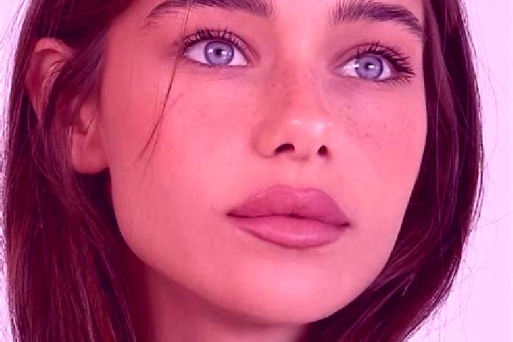 Harper, 25, a brunette grey-eyed slavic companion based in Muang Xon. Offering Dinner Date, 69, A-Level. Available for incall and outcall, day and evening da...