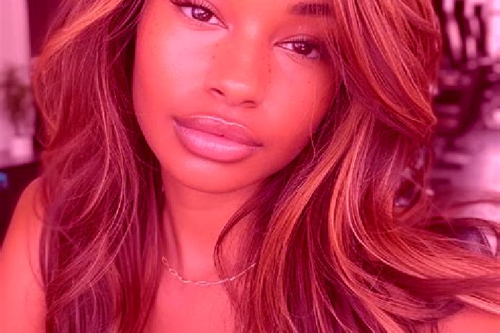 Harper, 25, a dark blonde brown-eyed mixed companion based in Kasinayakkampatti. Offering A-Level, Couples, Party Girl. Available for incall and outcall, ove...