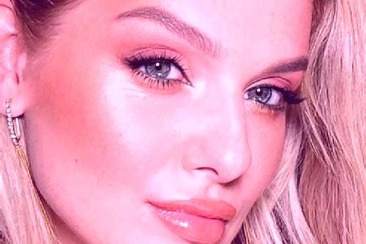 Harper, 25, a dark blonde green-eyed mixed companion based in Tierra Negra. Offering Massage, CIM, Striptease, Travel Companion. Available for incall and out...