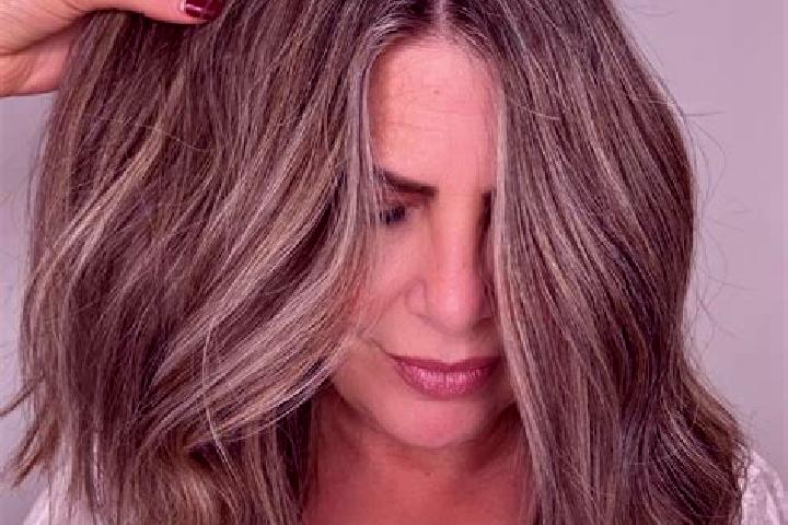 Harper, 25, a dark blonde grey-eyed latina companion based in Luingne. Offering Party Girl, GFE, Girlfriend Experience, Striptease, Tantra. Available for inc...