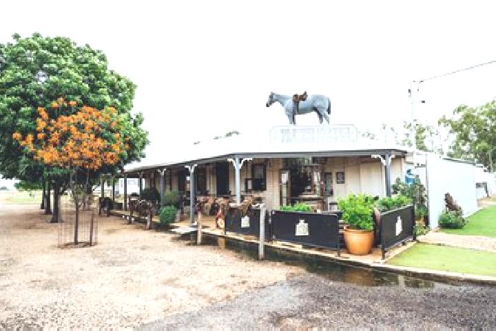 Harper, 25 — Escort in Hughenden, Australia