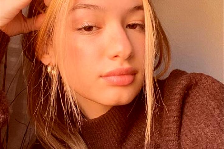 Harper, 26, a blonde brown-eyed asian companion based in Grude-Fushe. Offering Deep French Kissing, Duos, CIM, Massage. Available for incall and outcall, day...