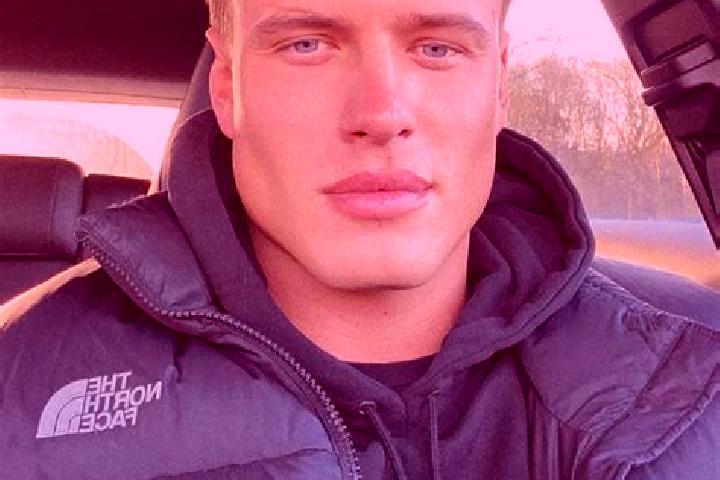 Harper, 26, a red dark-eyed slavic companion based in Kaseda-shirakame. Offering Dinner Date, Couples, 69. Available for incall and outcall, overnight bookin...