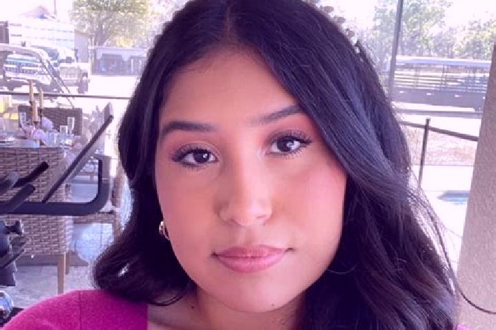 Harper, 26 — Escort in Angelica, United States