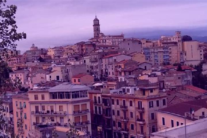 Harper, 26 — Escort in Frosinone, Italy