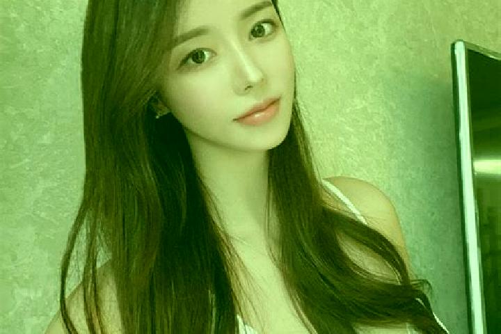 Harper, 26 — Escort in Haeryong, South Korea