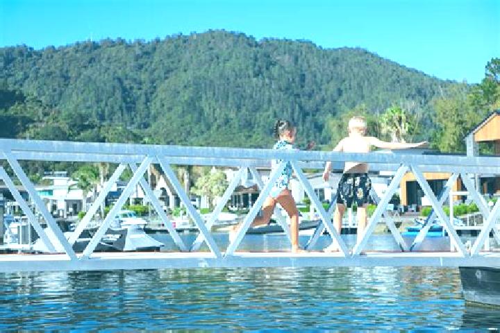 Harper, 26 — Escort in Pauanui, New Zealand