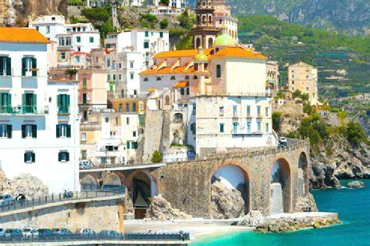 Harper, 26 — Escort in Serra Ricco, Italy