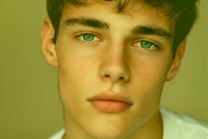 Harper, 27, a black brown-eyed caucasian companion based in Kostelni Hlavno. Offering Duos, Deep French Kissing, Couples. Available for incall and outcall, o...