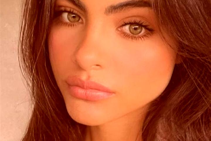 Harper, 27, a brunette green-eyed mixed companion based in Neuheilenbach. Offering Duos, Deep French Kissing, Couples, Domination. Available for incall and o...