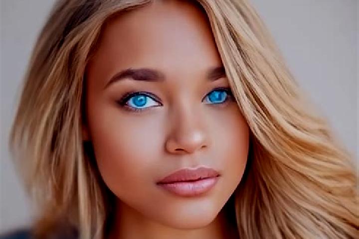 Harper, 27, a dark blonde blue-eyed latina companion based in Cerro Grande. Offering CIM, Tantra, Erotic Massage. Available for incall and outcall, overnight...