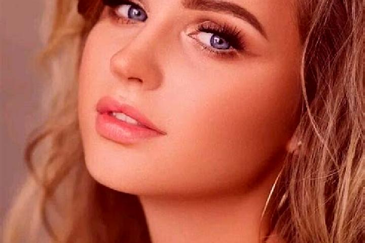 Harper, 27, a dark blonde blue-eyed mediterranean companion based in Nazaret. Offering Deep French Kissing, Overnight, Prostate Massage. Available for incall...
