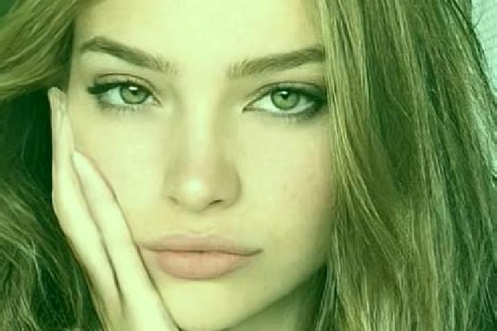 Harper, 27, a dark blonde hazel-eyed slavic companion based in Novoshcherbinovskaya. Offering 69, Prostate Massage, OWO, Erotic Massage, Couples. Available f...