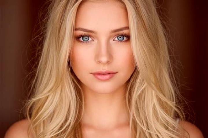 Harper, 28, a blonde dark-eyed mixed companion based in Tajur. Offering Erotic Massage, Roleplay, Deep French Kissing, 69. Available for incall and outcall, ...