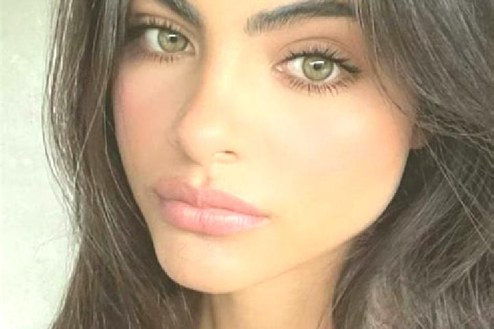 Harper, 28, a brunette hazel-eyed middle eastern companion based in Afumati. Offering Duos, Overnight, Tantra. Available for incall and outcall, overnight bo...