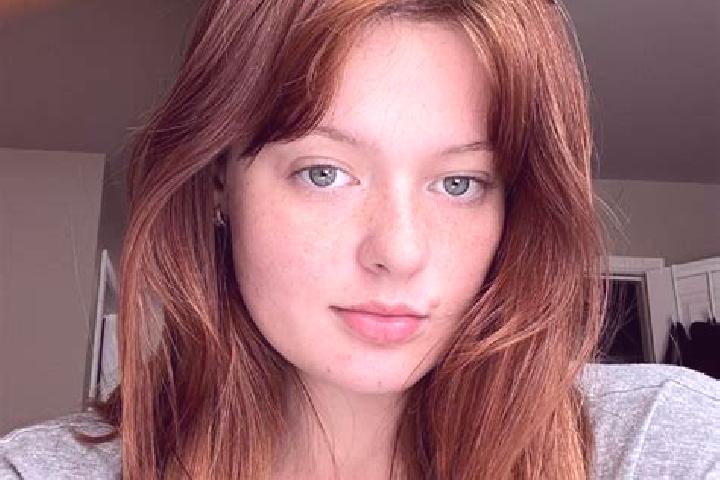 Harper, 28, a red green-eyed slavic companion based in Mets Sepasar. Offering CIM, Party Girl, Deep French Kissing, Massage. Available for incall and outcall...