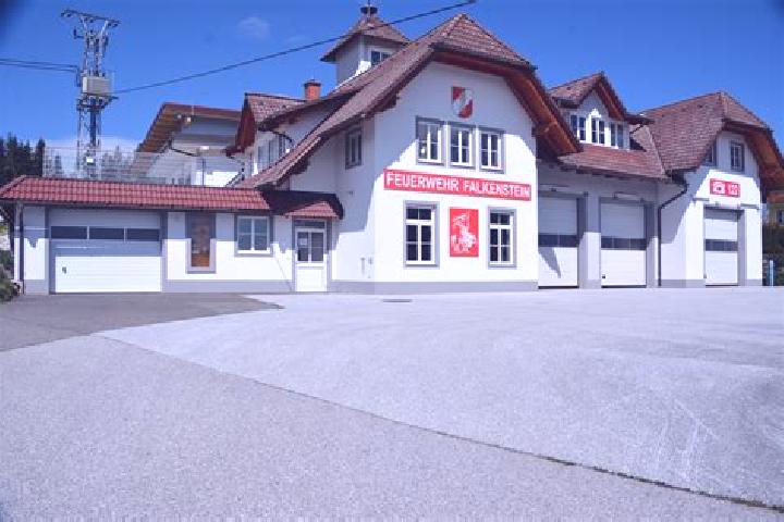 Harper, 28 — Escort in Fladnitz im Raabtal, Austria
