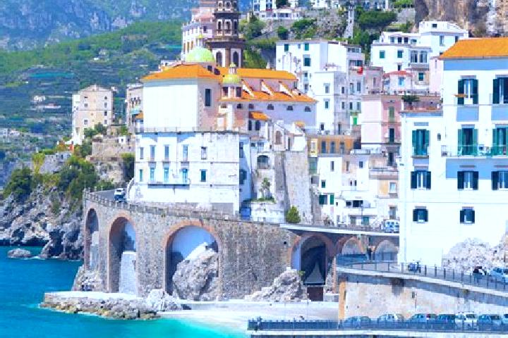 Harper, 28 — Escort in Valla, Italy
