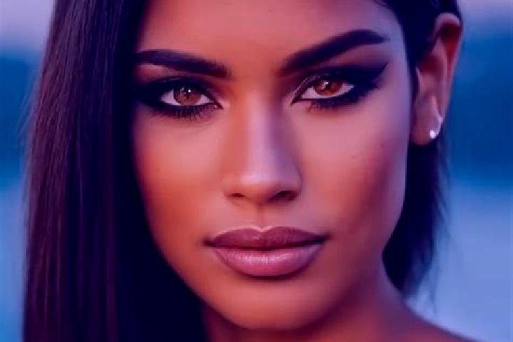Harper, 29, a auburn dark-eyed latina companion based in Bennsville. Offering Overnight, Party Girl, BDSM. Available for incall and outcall, day and evening ...