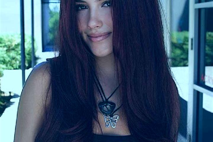 Harper, 29, a auburn dark-eyed mediterranean companion based in Pravia. Offering Overnight, Duos, Striptease, Erotic Massage, Massage. Available for incall a...