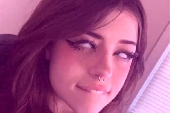 Harper, 29, a black brown-eyed european companion based in Sadliers Crossing. Offering Fetish, Domination, OWO. Available for incall and outcall, day and eve...