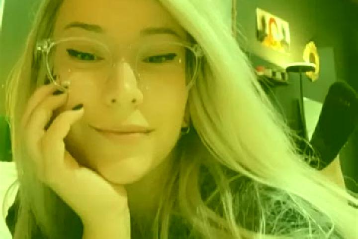 Harper, 29, a platinum blonde grey-eyed asian companion based in Gerasdorf bei Wien. Offering Party Girl, Duos, Tantra, Dinner Date. Available for incall and...