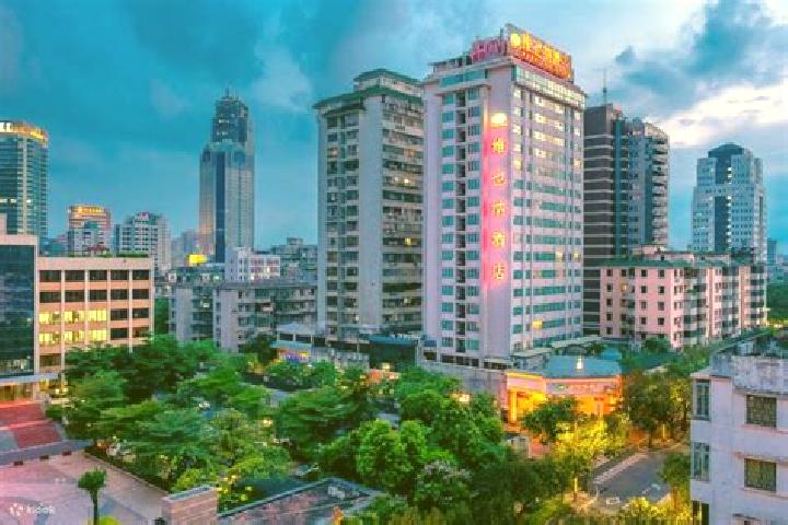 Harper, 29 — Escort in Dongchong, China