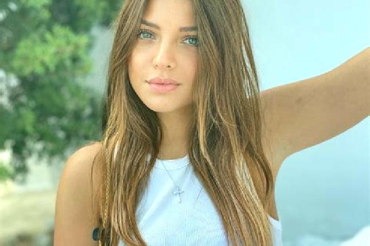 Harper, 29 — Escort in Mitrousi, Greece