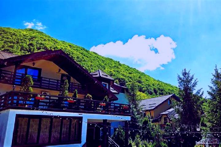 Harper, 29 — Escort in Sarbii-Magura, Romania