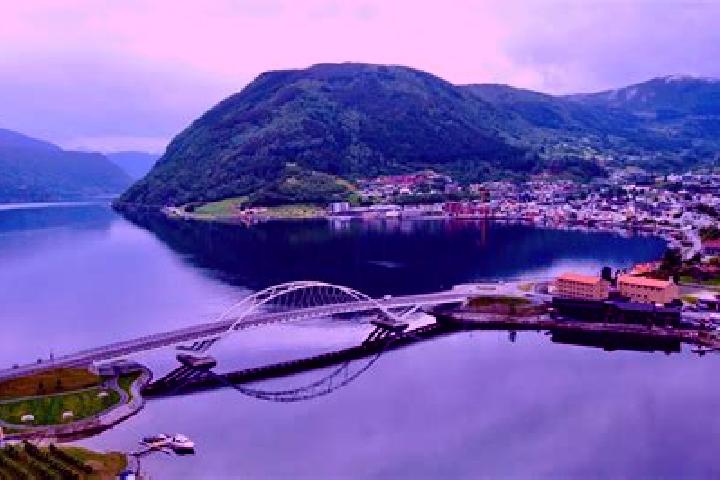 Harper, 29 — Escort in Sogndalsfjora, Norway