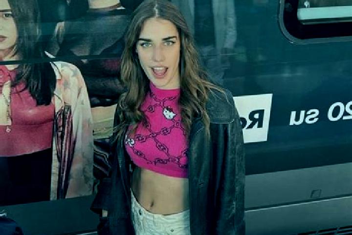 Harper, 29 — Escort in Travedona Monate, Italy