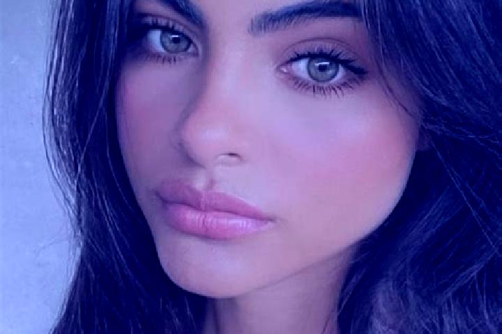 Harper, 30, a brunette green-eyed latina companion based in Vamdrup. Offering Girlfriend Experience, Dinner Date. Available for incall and outcall, day and e...