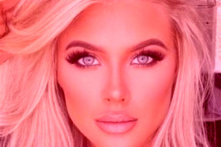 Harper, 30, a platinum blonde blue-eyed ebony companion based in Belbeuf. Offering Dinner Date, Tantra. Available for incall and outcall, day and evening dates.