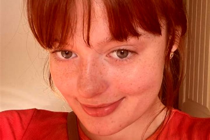 Harper, 30, a red brown-eyed european companion based in Pedro Velez. Offering Couples, BDSM, Party Girl. Available for incall and outcall, day and evening d...