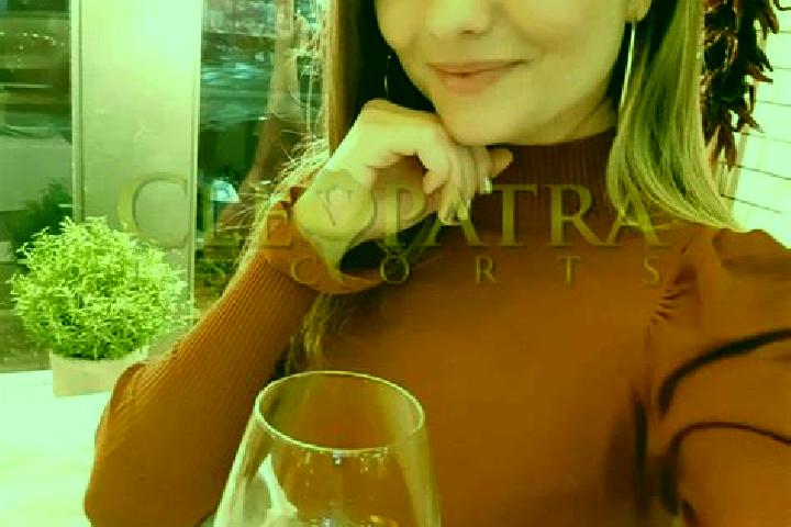 Harper, 30, a red dark-eyed asian companion based in Dniprovokamianka. Offering Dinner Date, OWO, Party Girl, Travel Companion. Available for incall and outc...