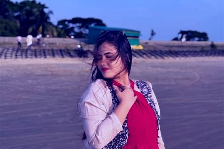 Harper, 30 — Escort in Dohazari, Bangladesh
