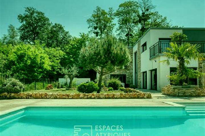 Harper, 30 — Escort in Limours, France